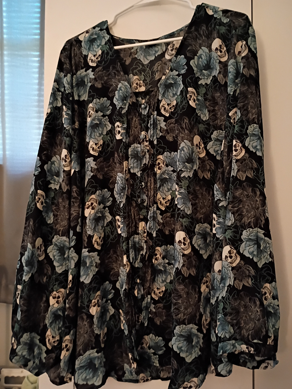 Torrid Floral Skull Print Women's Shirt- Black with Blue Floral